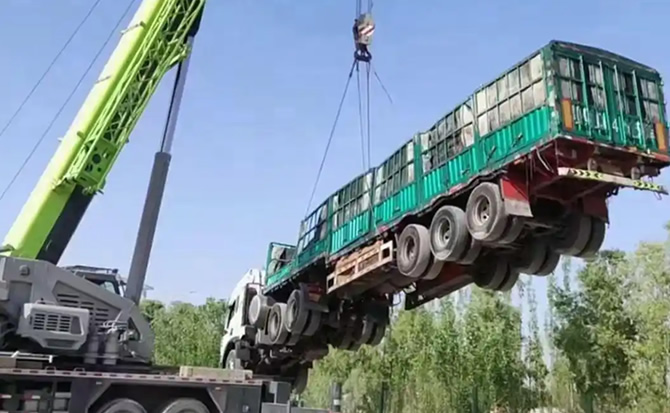 彬州道路脱困救援案例